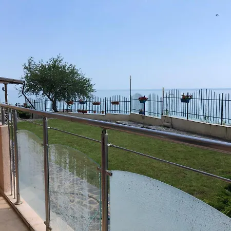 Coral корал бийч Apartman *
